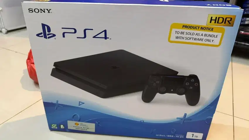 Sony PlayStation 4 Slim 2022