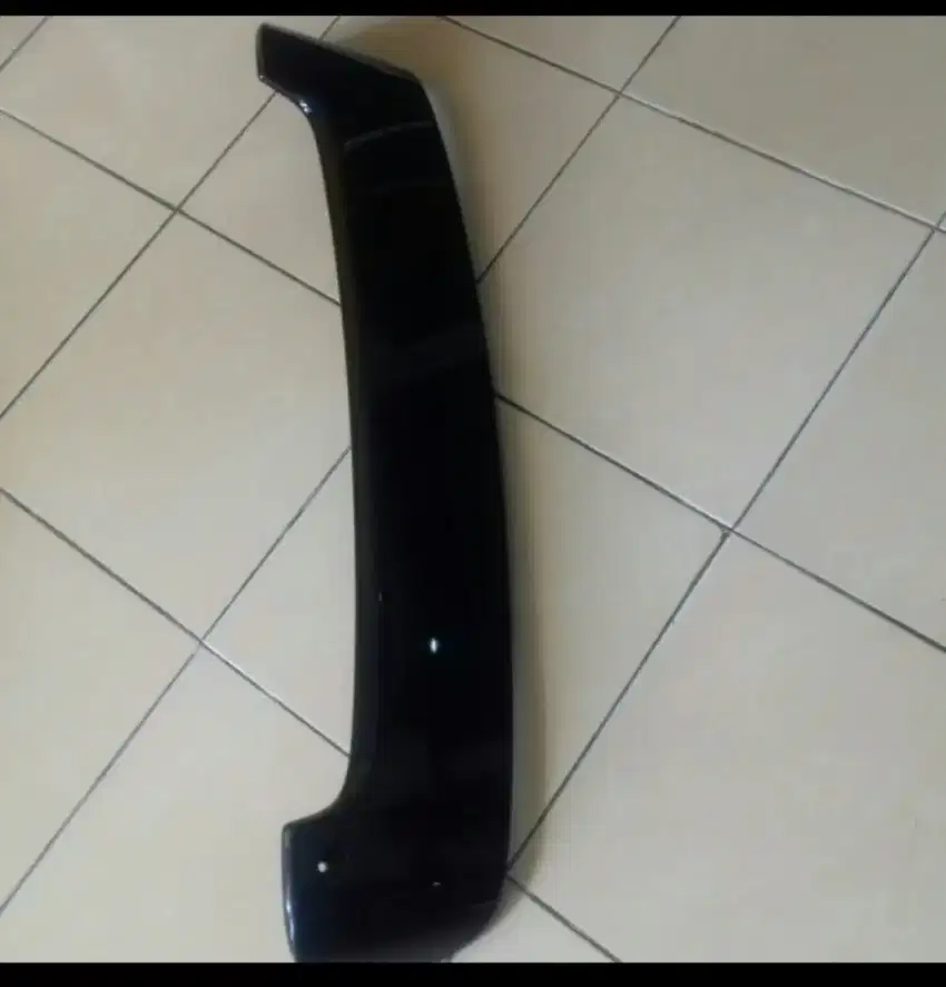 Spoiler belakang Nissan Livina thn 07-12