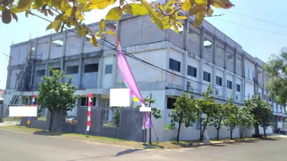 Dijual Cepat Gedung Sekolah 3 Lantai di Kota Harapan Indah Bekasi