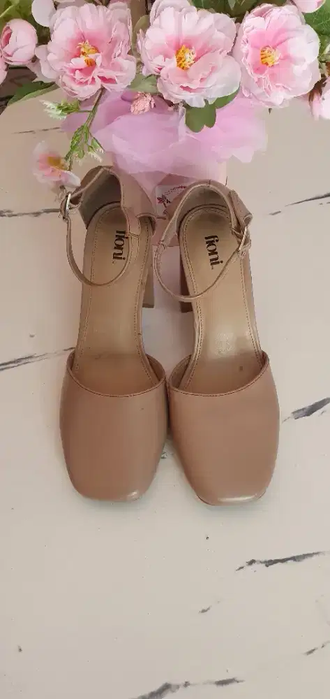 High heels Fioni by Payless Uk 37