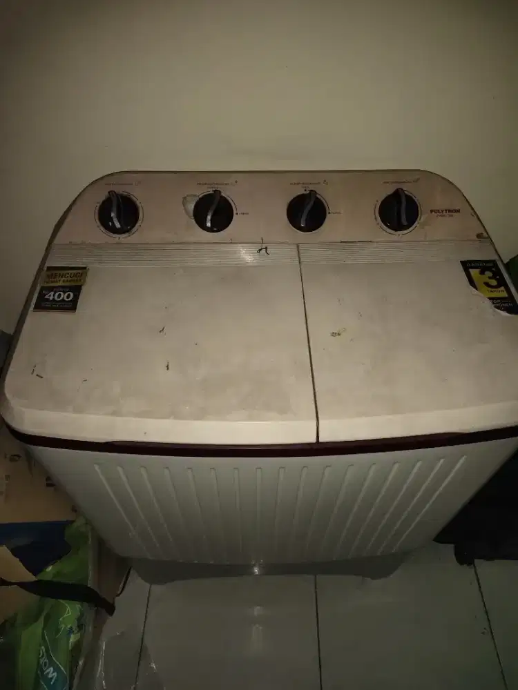 JUAL CEPAT MULUS mesin cuci Polytron 2 tabung