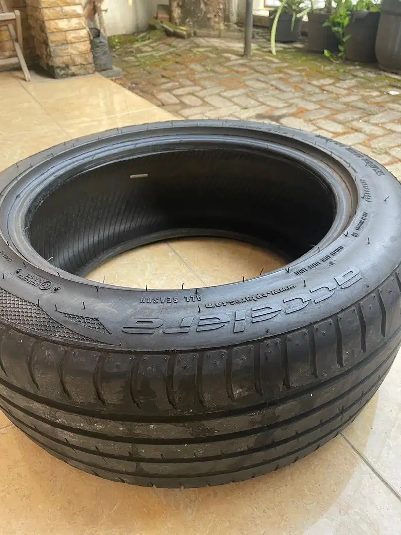 Ban 225/50/R16 accelera phi 2nd