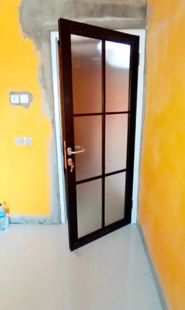 Pintu, jendela, partisi, kusen, kaca, aluminium, gypsum, acp