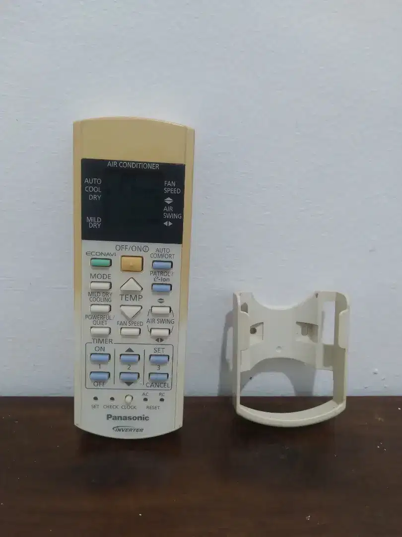 Remote Ac Panasonic (original bawaan mesin)  A75C3702