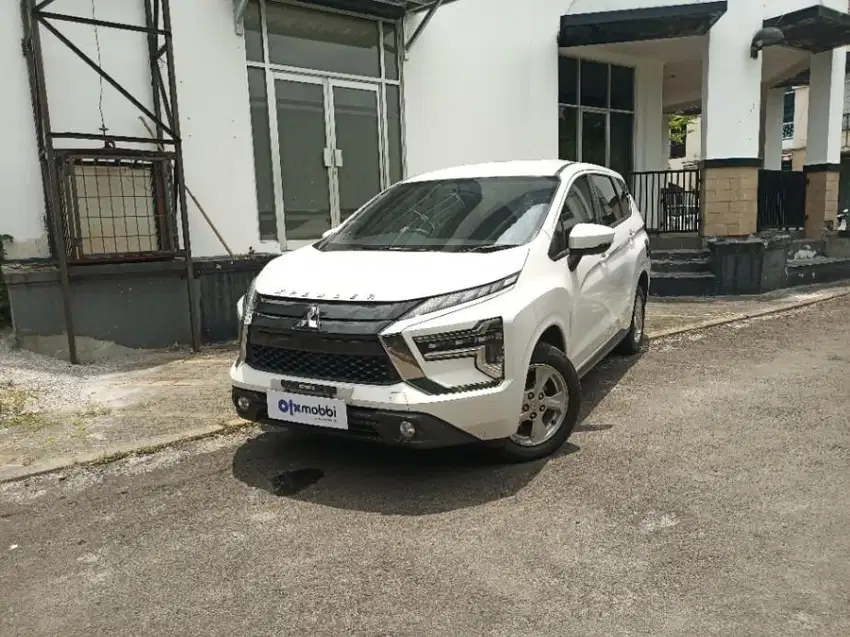 Like New - MITSUBISHI XPANDER 1.5 NEW EXCEED BENSIN MT 2021 PUTIH