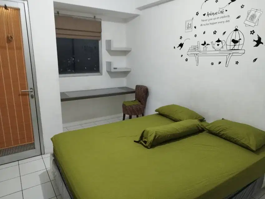 Disewakan unit studio apartemen gunung putri Square full furnished