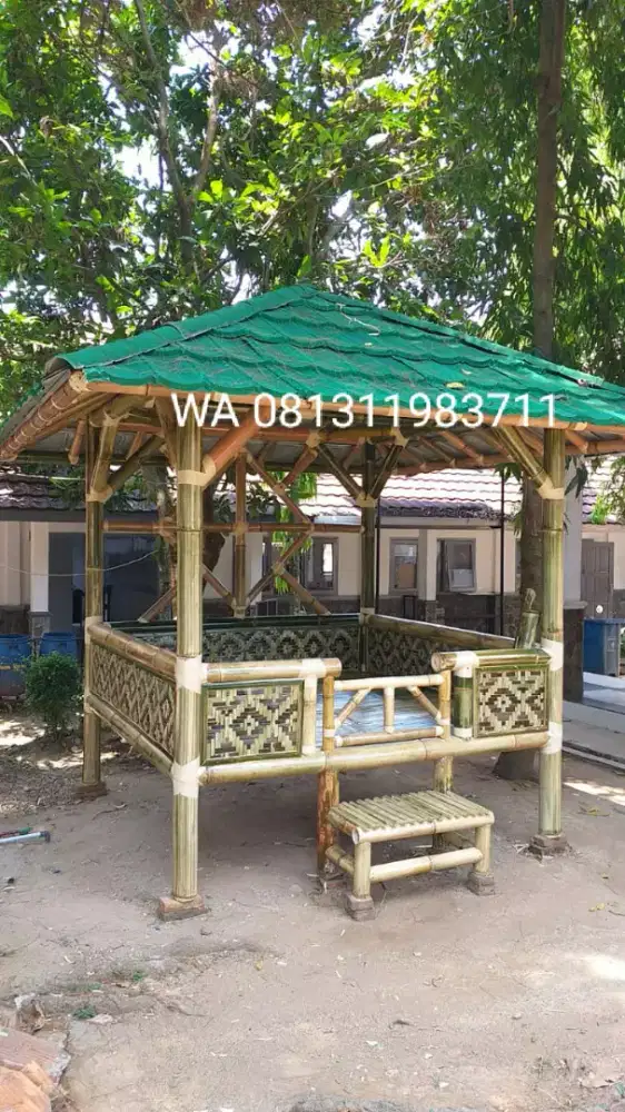 Saung bambu atap genteng metal ukuran 2x2 harga satuan unit