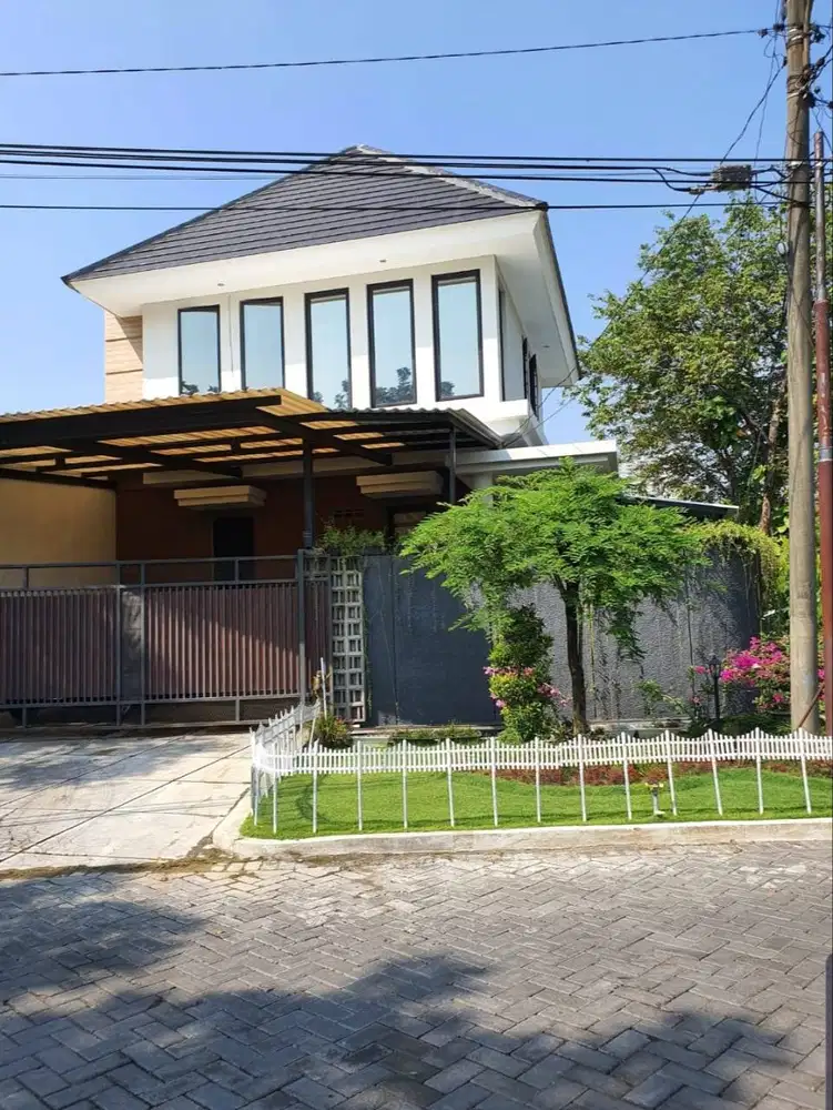 Dijual Rumah  Darmo Sentosa Raya Surabaya Barat