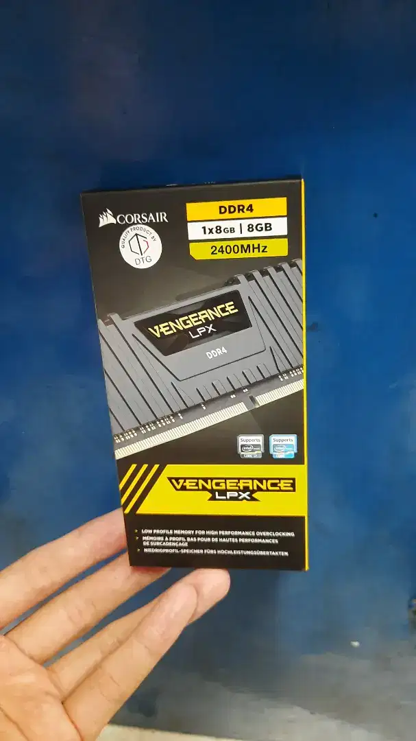 BARU RAM PC MERK CORSAIR 8GB DDR4 GARANSI RESMI SEUMUR HIDUP