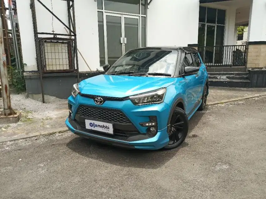 Like New - TOYOTA RAIZE 1.0 GR SPORT TWO TONE BENSIN A/T 2021 BIRU