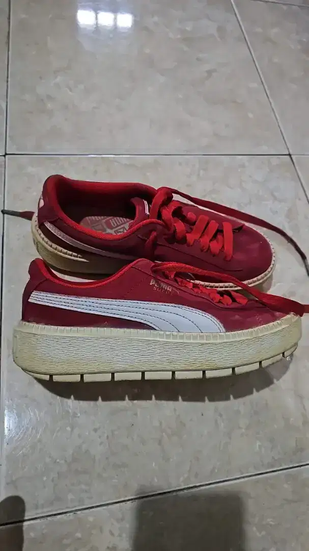 Sepatu puma original ukuran 38