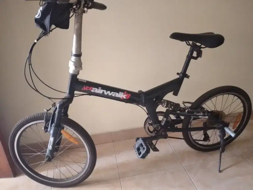 ((AIR WALK))SEPEDA LIPAT BAN 20 INCH