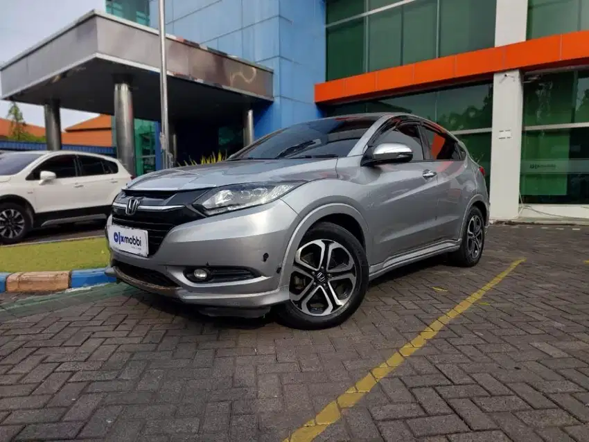 Honda HR-V 1.8 RS Bensin-AT 2016 Silver ACO