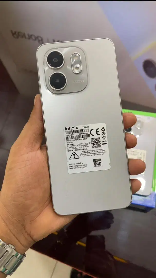 Infinix Smart 9 4+4/128 SECOND RESMI
