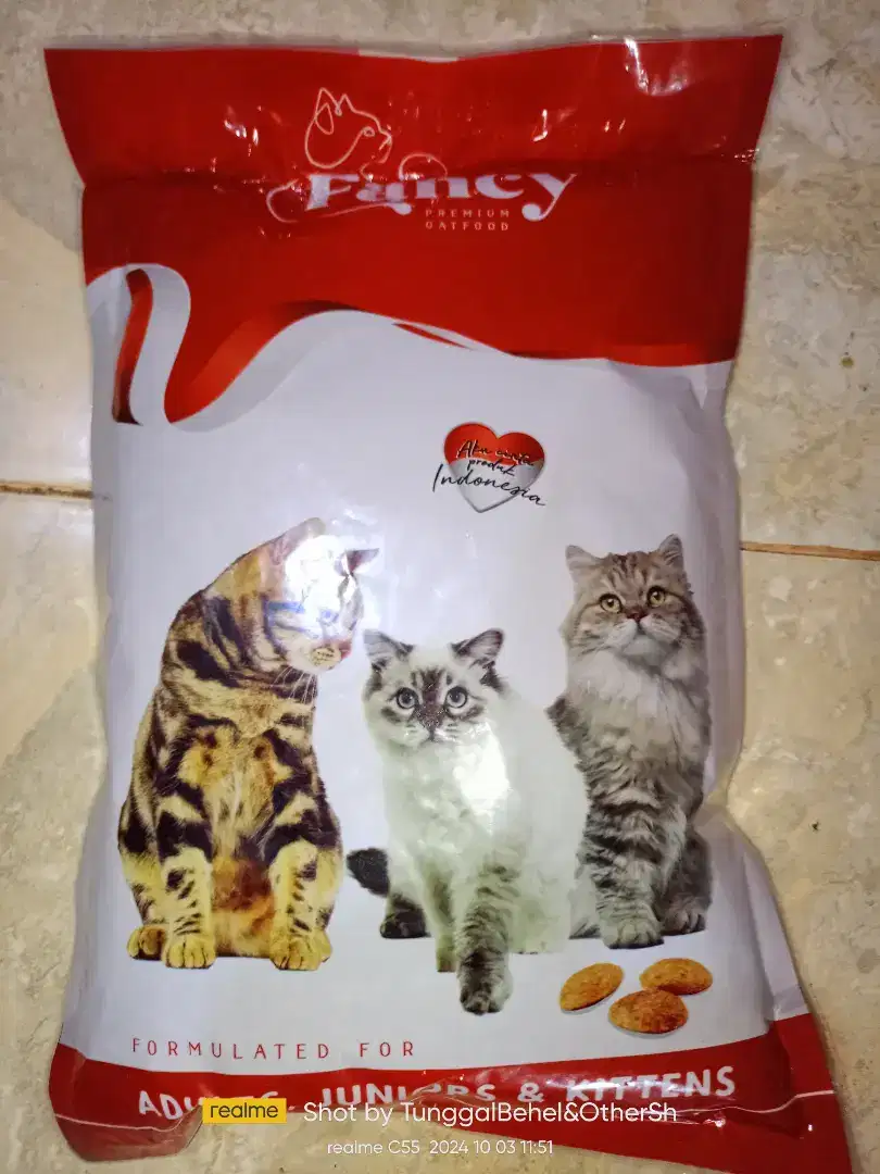 Pakan kucing fancy premium protein 30%