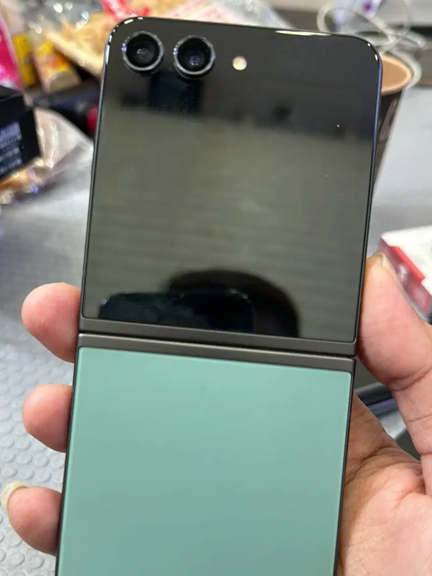 Samsung flip 4 256gb kayak baru lengkap no minus Siap Cod Nampung