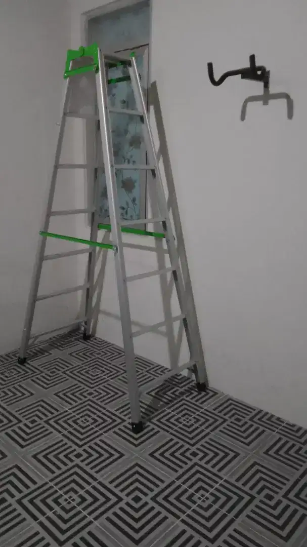 Tangga tebal awet