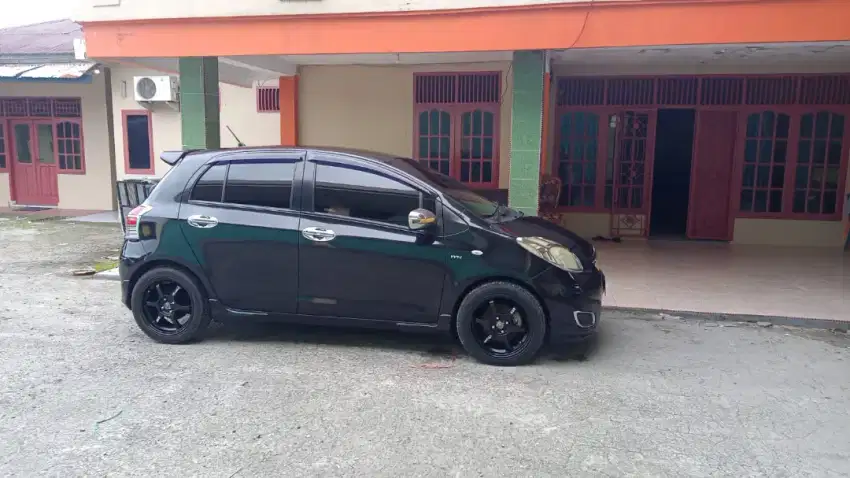 Dijual Yaris tahun 2009