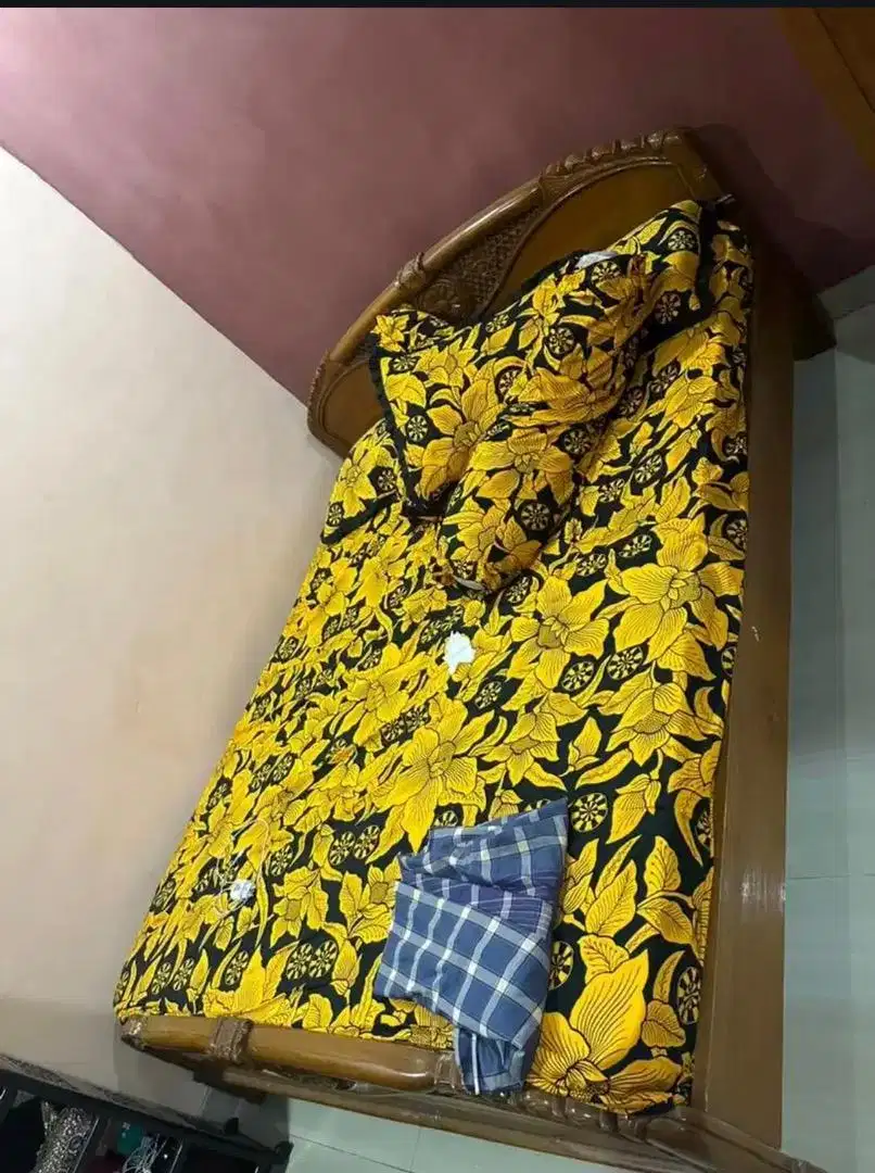 Dijual divan + kasur jati asli + SOFA MINIMALIS