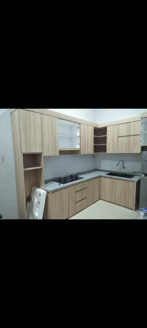 Kitchen set custom, lemari pakaian custom, interior custom