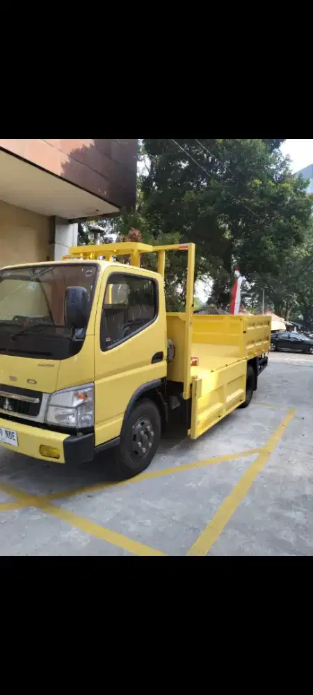 Sewa truk logistic dan pabrik