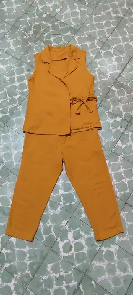 Setelan pinggang karet