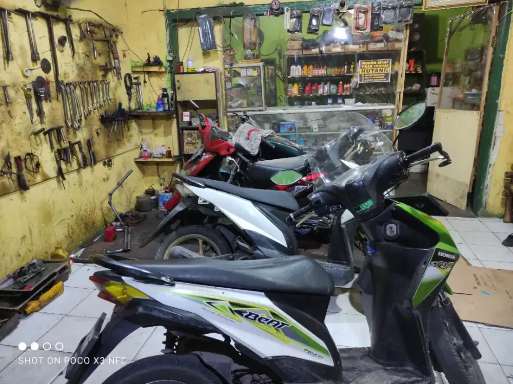 Mekanik motor sparepart lokasi kota karang