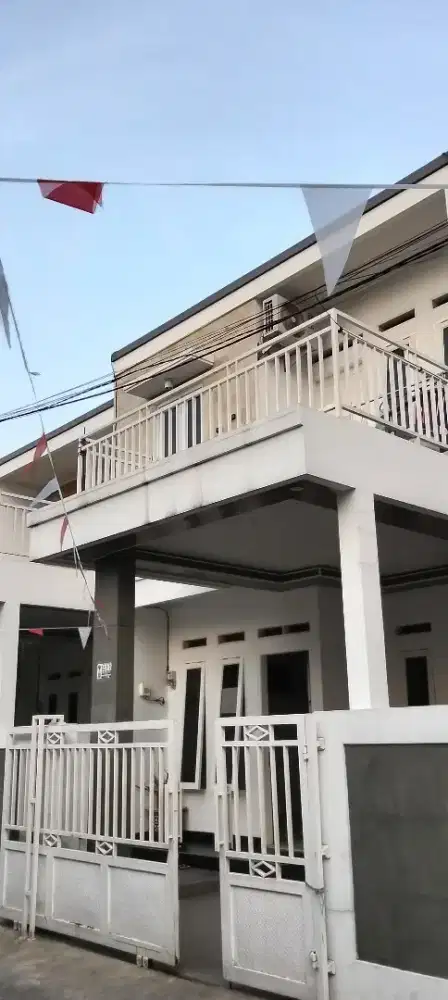Rumah dijual dekat transmart graha raya