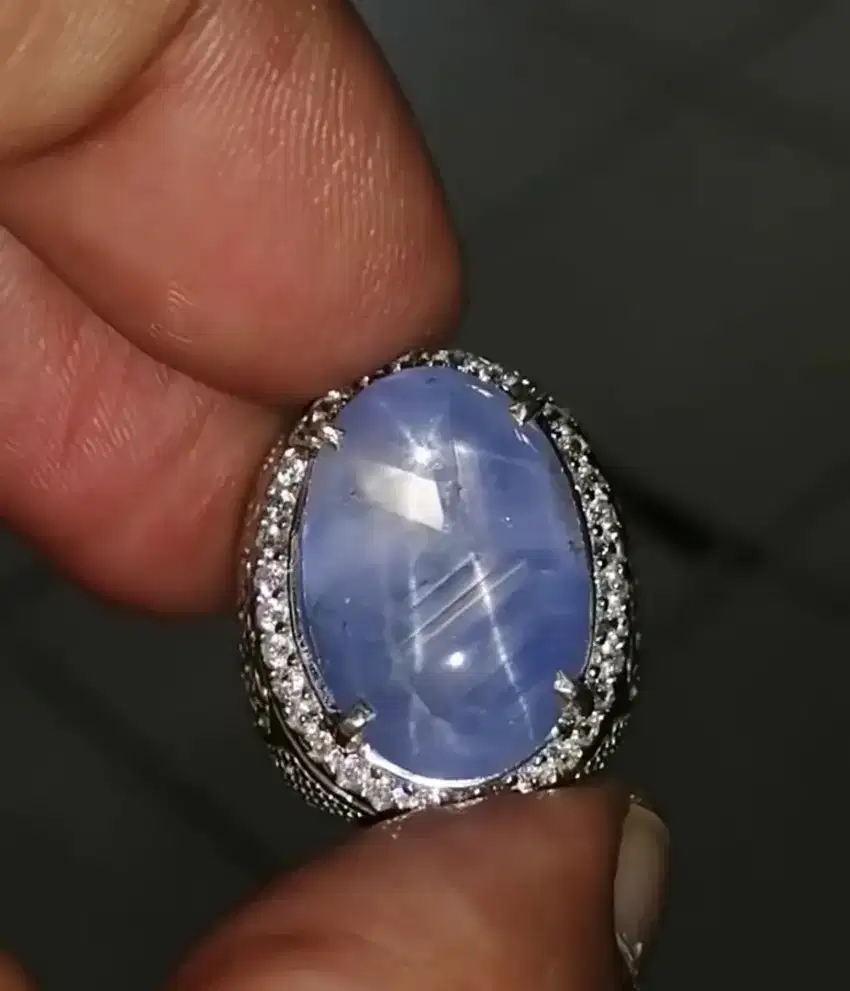 Blue Sapphire Star Ceylon srilanka 19,40 cts