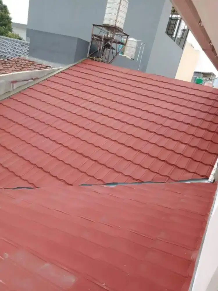 Bongkar pasang atap lama kayu ganti baja ringan