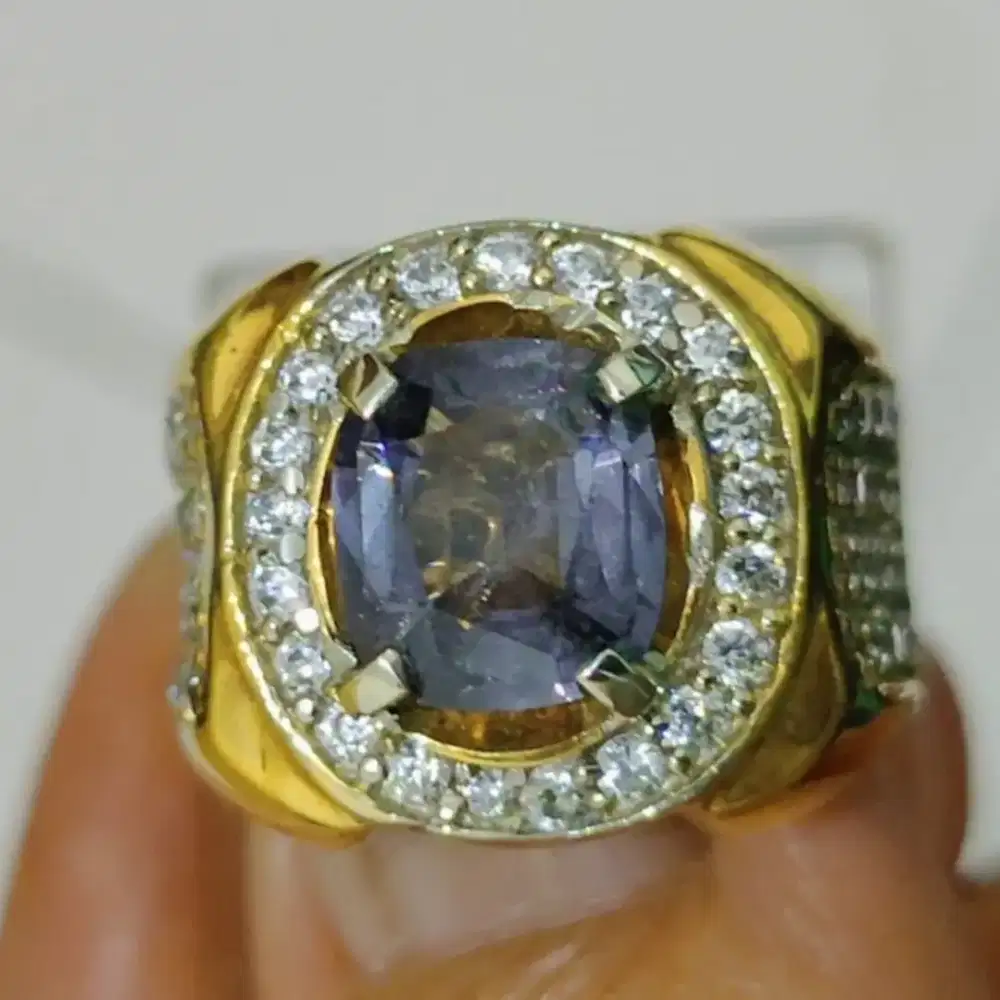 Natural Blue Spinel 2.66 Carats Sertipikat