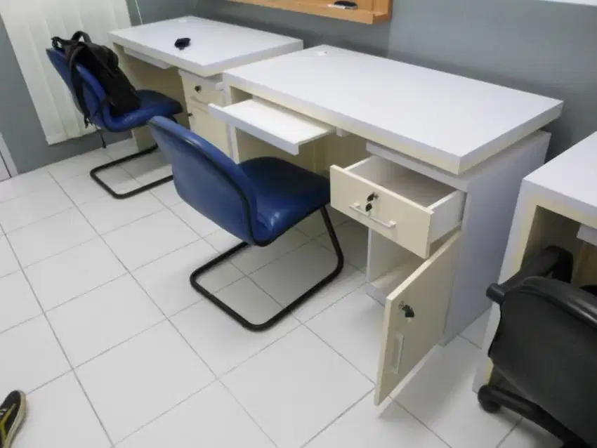 Meja Kantor Semarang Jawa Tengah