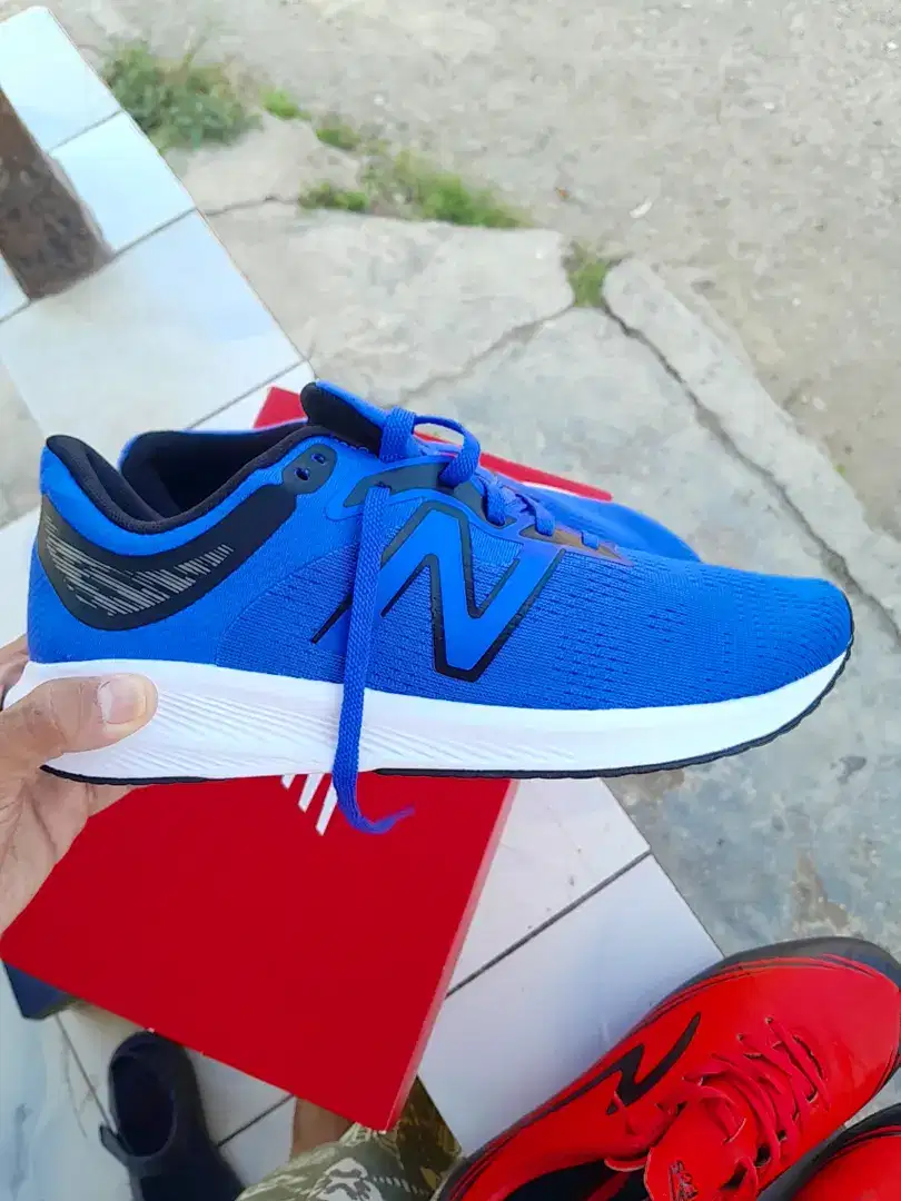 Sepatu Running New Balance