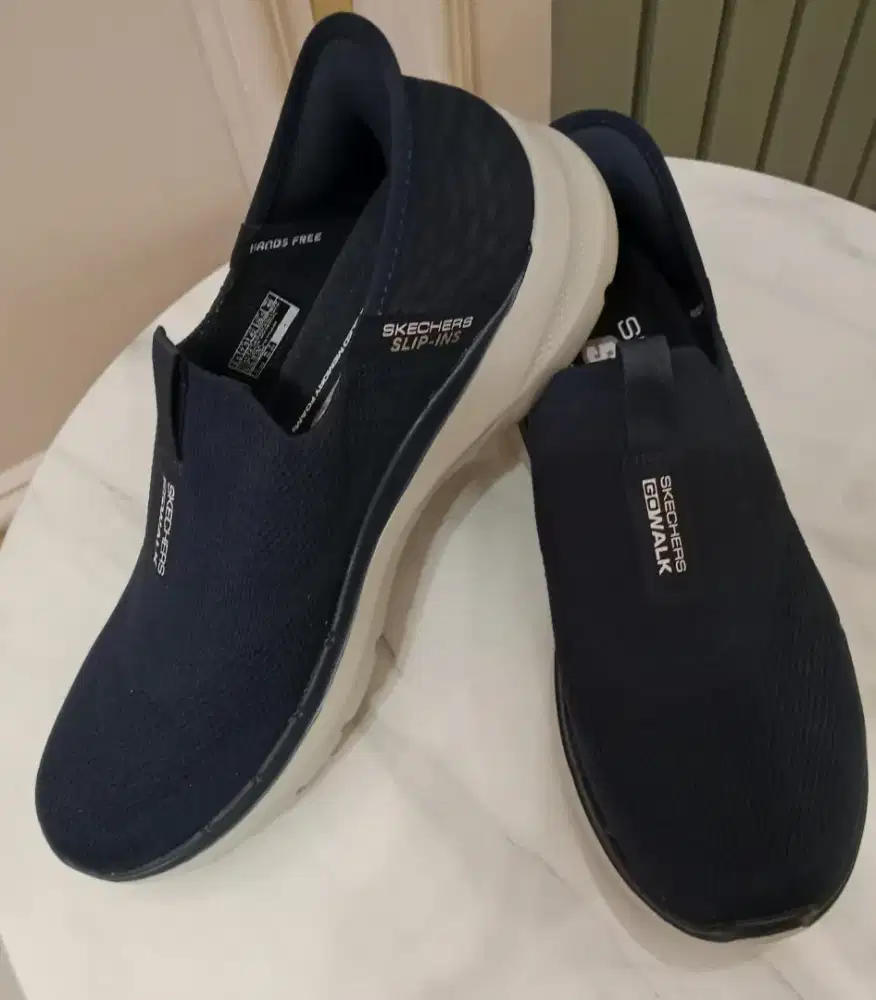 Sepatu Skechers