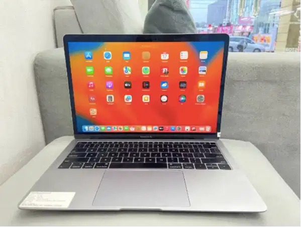 Macbook Air 2019 RAM 16/128 GB