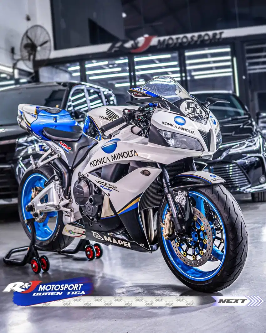 Honda CBR600 CBR 600 ninja zx Konika Minolta Edition 2009 Akrapovic