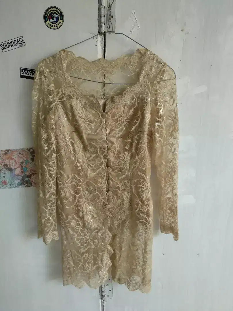 Dijual baju kebaya