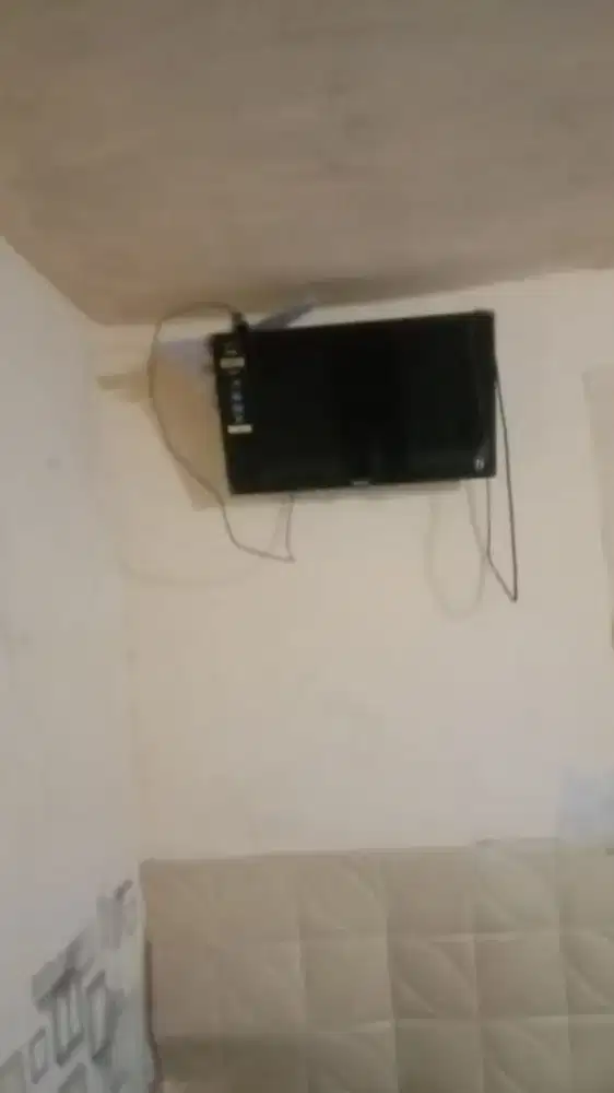 Pemasangan segala merk tv bracket tempel di dinding baca deskripsi