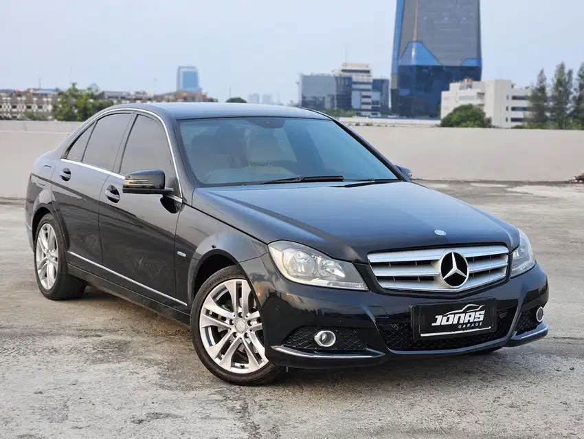 Mercy C200 AVG 2012 Hitam #C 200 #2013