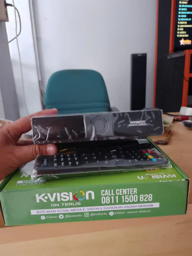 Receiver parabola k-vision c2000 bonus chanel premium 1 tahun