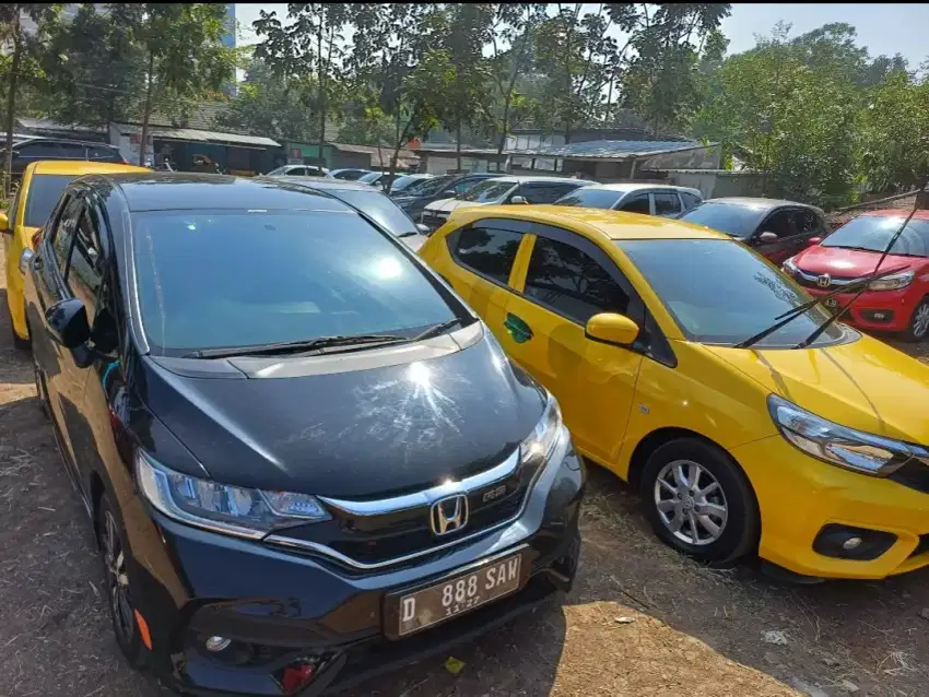 Jasa sewa mobil Lepas kunci