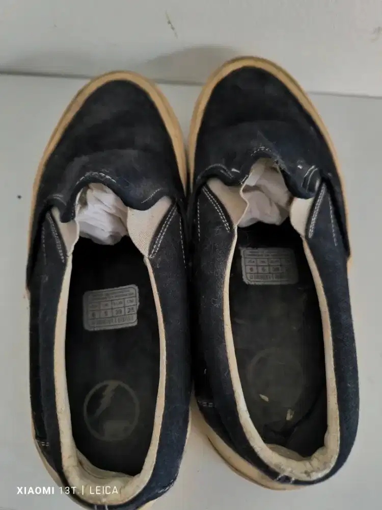 Sepatu pria / wanita bear path, ukuran 40