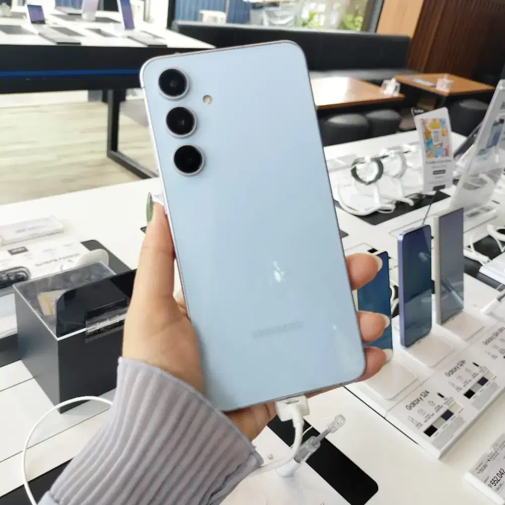 Kredit Samsung S25 FE cukup KTP Aja