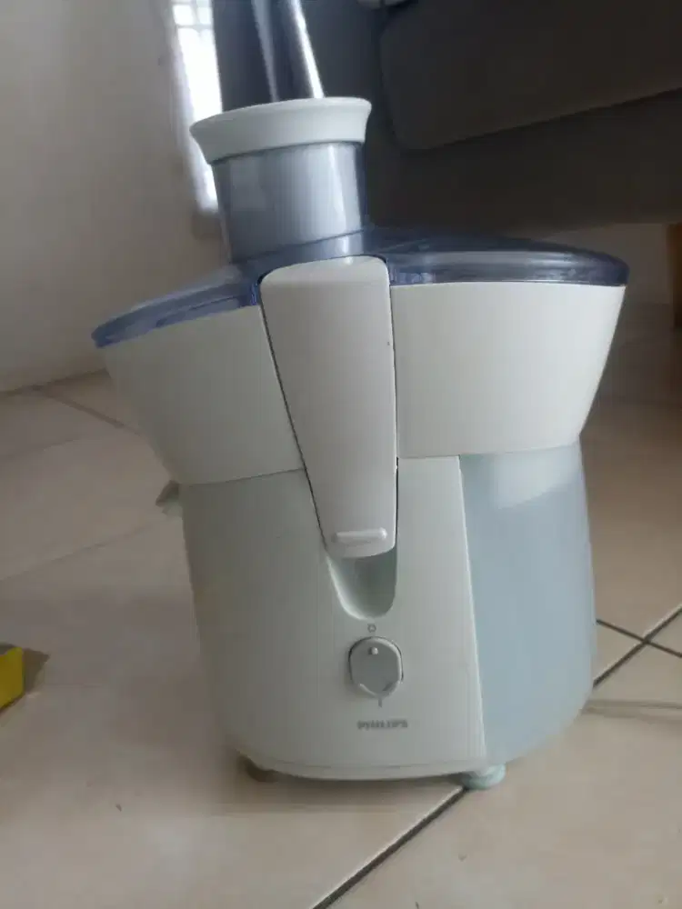 Juicer Philips HR 1823 like new
