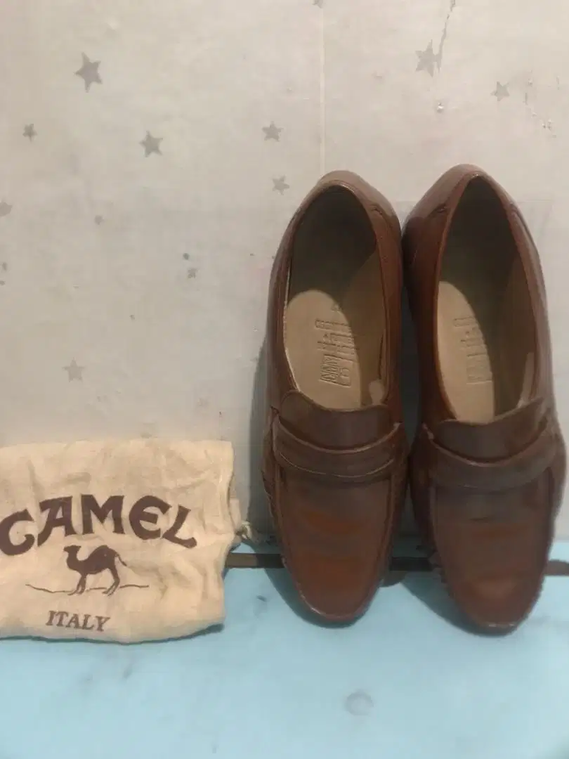 sepatu pantofel camel preloved