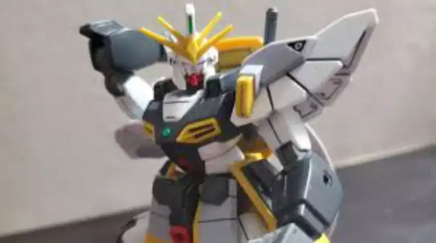 mainan gundam sandrock