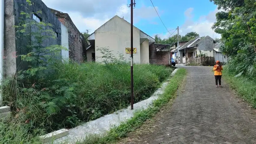 Dijual Rumah Perum Strategies Tol Solo