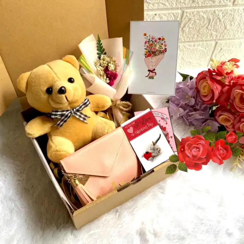 Hampers Kado Ultah Pacar Wisuda Anniversary