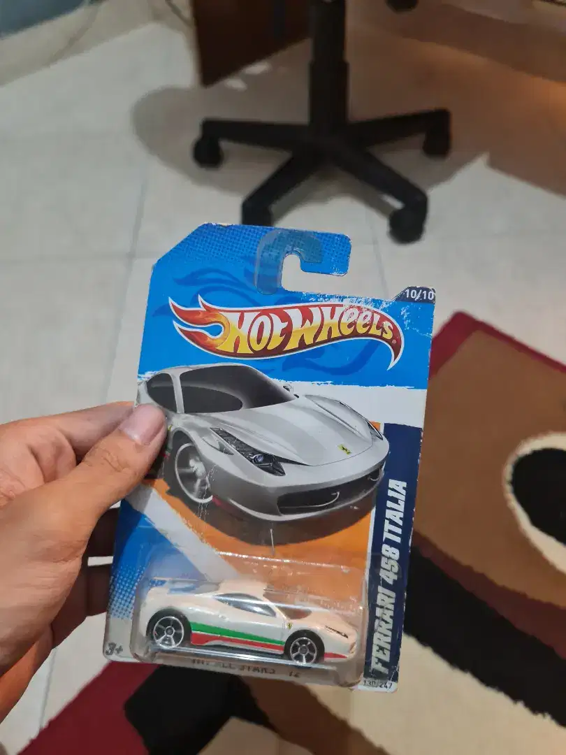 (rare) hotwheels ferrari 458