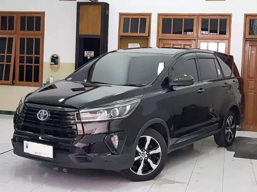 New Innova Venturer 2022 Diesel 2.4 Automatic Hitam AT W Tg1 Ori 2021